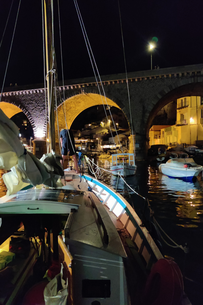 Vallon des Auffes _ Un Port de Pêche Pittoresque